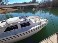 Hunter 27-2 Click to launch Larger Image