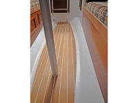 Cape Dory 25d Click to launch Larger Image