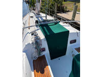 Beneteau Oceanis 31 Click to launch Larger Image