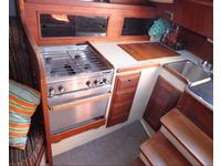 Islander Yachts Islander 36 Click to launch Larger Image