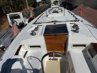 Hunter 34  Click to launch Larger Image