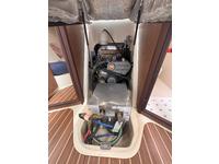 Hunter 27-3 Click to launch Larger Image