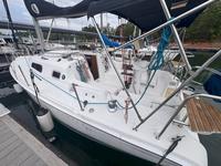 Hunter 27-3 Click to launch Larger Image