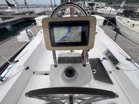 Hunter 27-3 Click to launch Larger Image