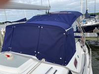 Hunter 33 Click to launch Larger Image