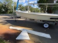 Catalina Capri 16.5 Click to launch Larger Image
