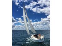 1984 Toronto Outside United States 30 Catalina Tall Rig