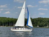 1976 North East Maryland 28 Cape Dory 28