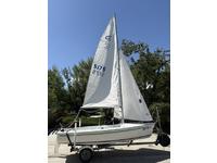Catalina Capri 14.2 Click to launch Larger Image