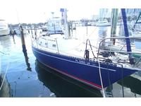 Tartan 33 fractional sloop Click to launch Larger Image