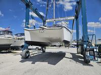 34' Gemini Catamaran 105MC Click to launch Larger Image