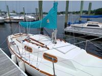 Nye Yachts Alberg 22 Click to launch Larger Image