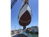 Hinterhoeller Nonsuch 36 Click to launch Larger Image