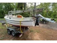 Com-Pac Horizon Cat Boat Click to launch Larger Image