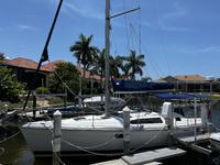 1997 Punta Gorda Florida 37 Hunter 376