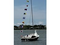 O'Day Daysailer Click to launch Larger Image