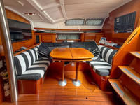 Beneteau Oceanis Clipper 423 Click to launch Larger Image