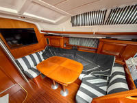 Beneteau Oceanis Clipper 423 Click to launch Larger Image