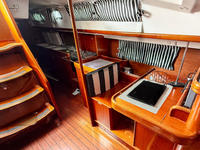 Beneteau Oceanis Clipper 423 Click to launch Larger Image