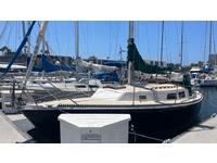 Capital Yachts Newport 30 Click to launch Larger Image