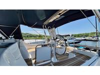Hunter 41 Deck Salon Click to launch Larger Image