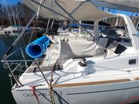 Beneteau 38.1 Oceanis Click to launch Larger Image