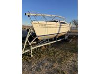hunter 240 1250 with motor & trailer Click to launch Larger Image