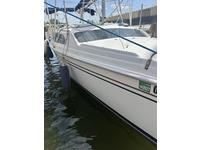 hunter 240 1250 with motor & trailer Click to launch Larger Image