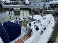 Beneteau Oceanis 351 Click to launch Larger Image