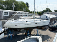 BENETEAU 361 Click to launch Larger Image