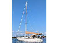 Holby Marine Clearwater 35 Click to launch Larger Image