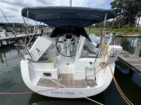 Beneteau Oceanis 37 Click to launch Larger Image