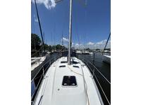 Beneteau 343 Click to launch Larger Image