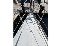 Beneteau Oceanis 390 Click to launch Larger Image