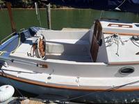 1999 23'  MENGER CATBOAT  Click to launch Larger Image