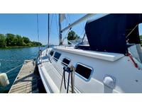 Hunter 41 Deck Salon Click to launch Larger Image