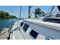 Hunter 41 Deck Salon Click to launch Larger Image