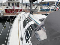 Beneteau 32S5 Click to launch Larger Image