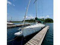 Beneteau 323 Click to launch Larger Image