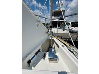 Beneteau 323 Click to launch Larger Image