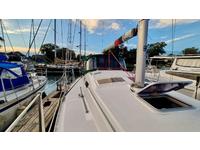 Beneteau 323 Click to launch Larger Image