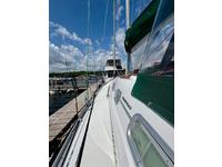 Beneteau 323 Click to launch Larger Image