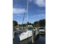 Beneteau 331 Click to launch Larger Image