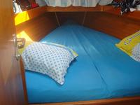 beneteau Oceanis 390 Click to launch Larger Image