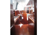 Beneteau Oceanis 36' Centercokcpit Click to launch Larger Image