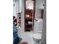 Beneteau Oceanis 36' Centercokcpit Click to launch Larger Image