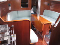 Beneteau Oceanis 36' Centercokcpit Click to launch Larger Image