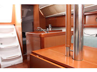 Beneteau 31 Click to launch Larger Image