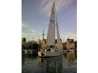 Capital Yachts Newport 27 Click to launch Larger Image