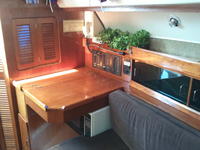 HUNTER 34 Click to launch Larger Image